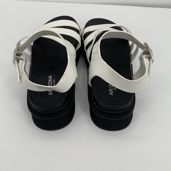 Arizona Jean Co. White Sandals Size 10 - Picture 5 of 6